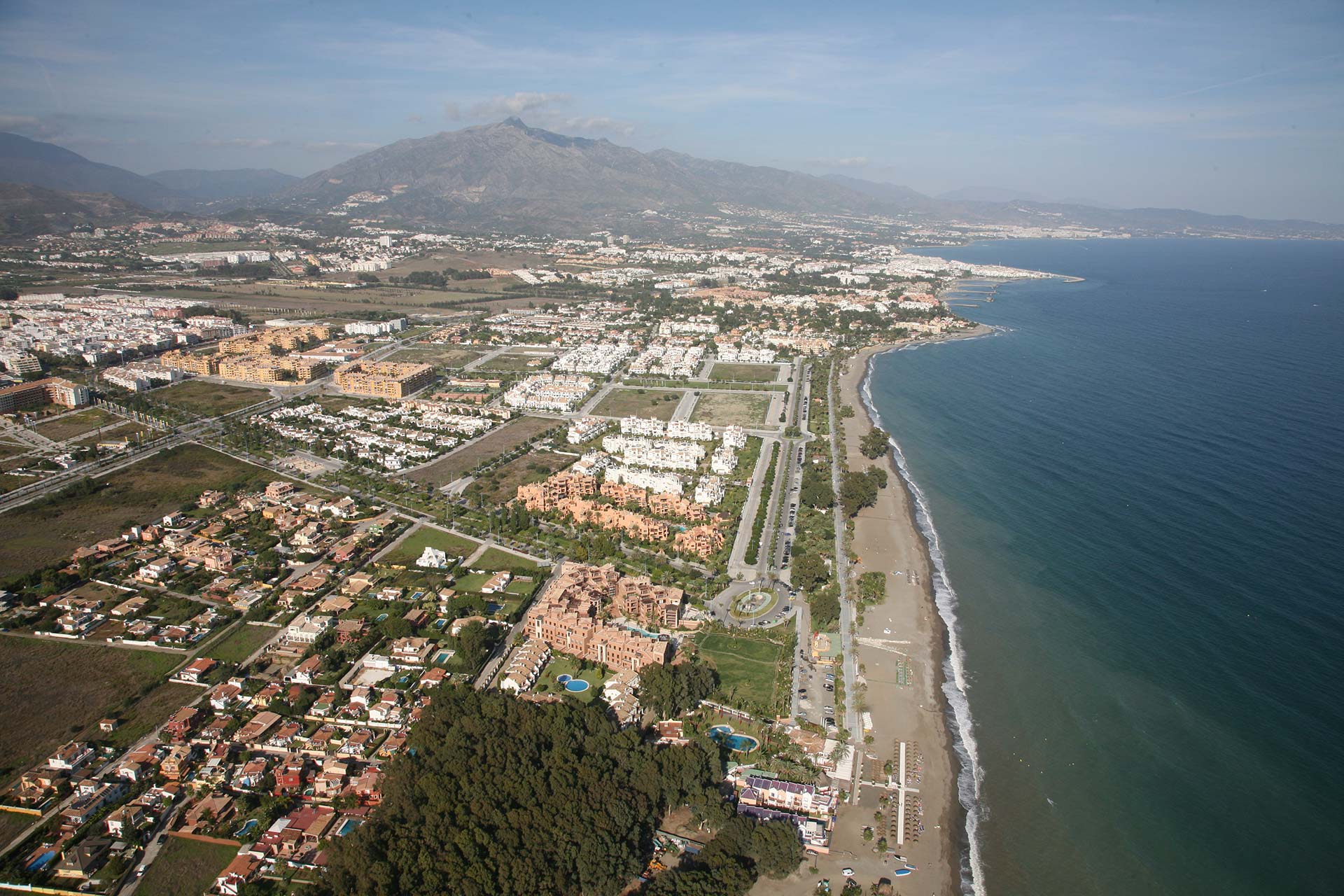 Beachside properties in Costa del Sol